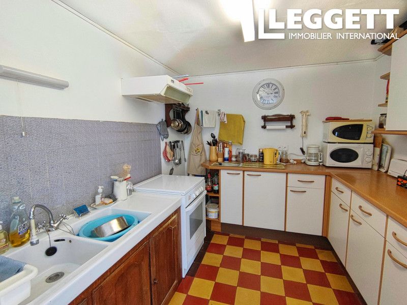 Property photo 3 of 10