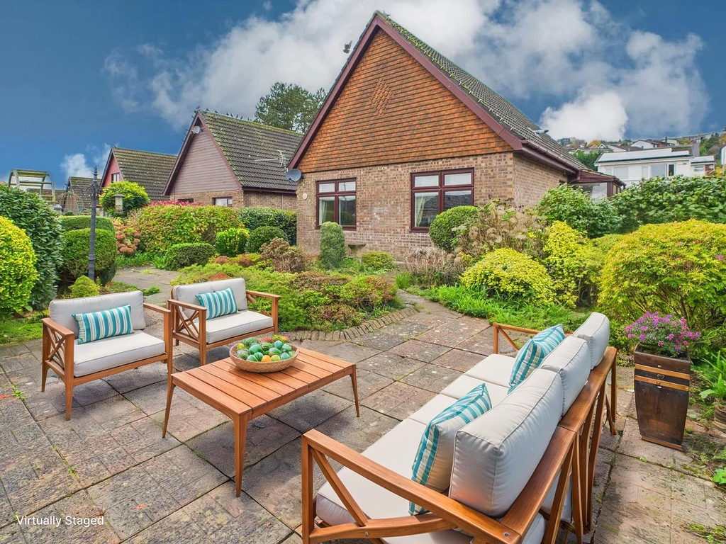 Property photo 2 of 24