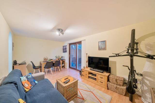Property photo 3 of 11 Living Room