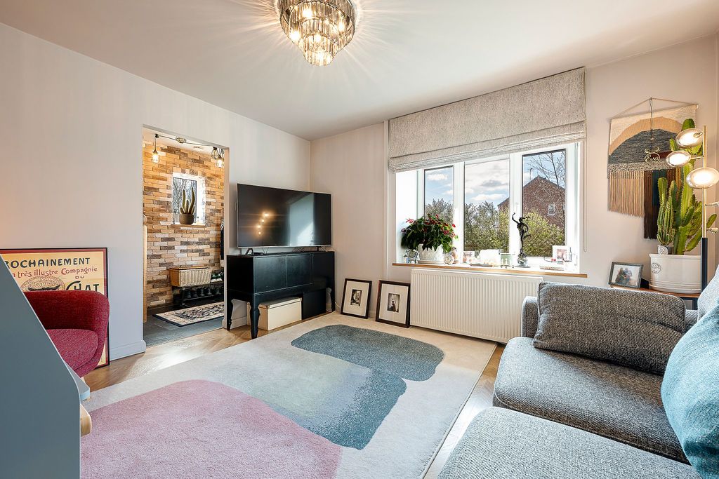 Property photo 3 of 27 Gallery