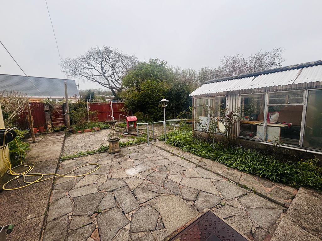 Additional image 15 of 3 bed semi-detached house to rentCeiriog Close, Barry CF63