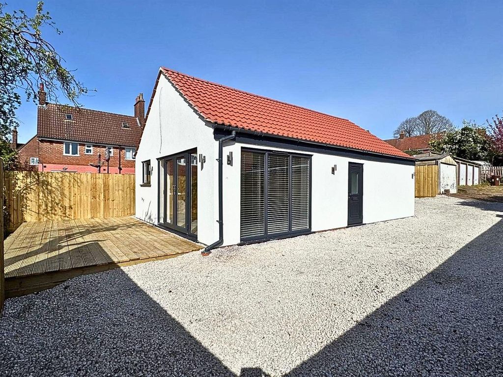 Property photo 1 of 14 2c68501B-97B9-4204-A6A1-8773E02818A6.Jpg