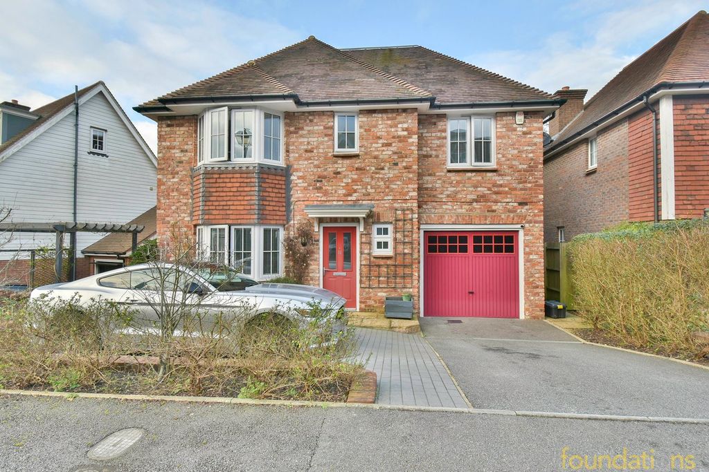 Property photo 1 of 22