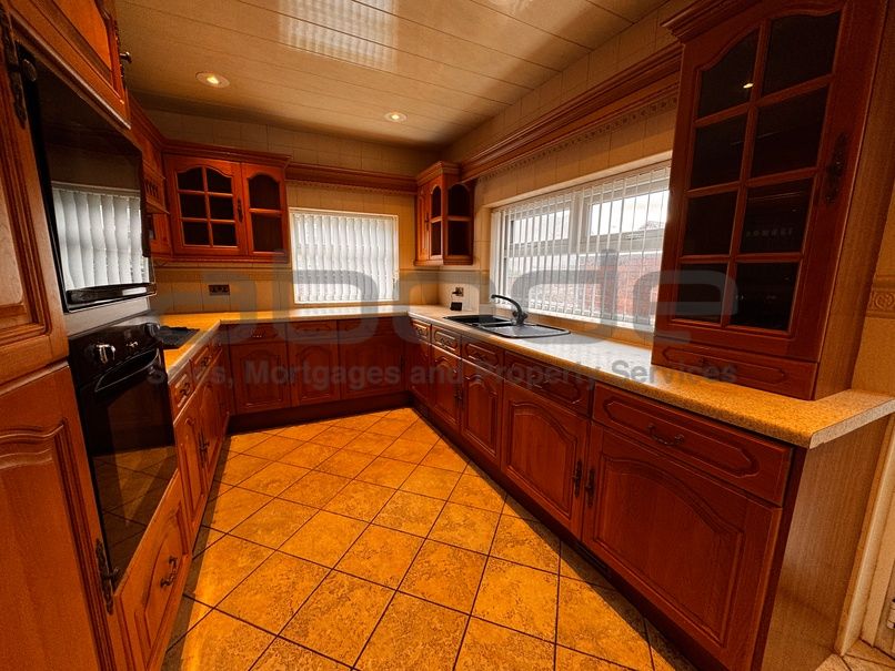 Property photo 1 of 31