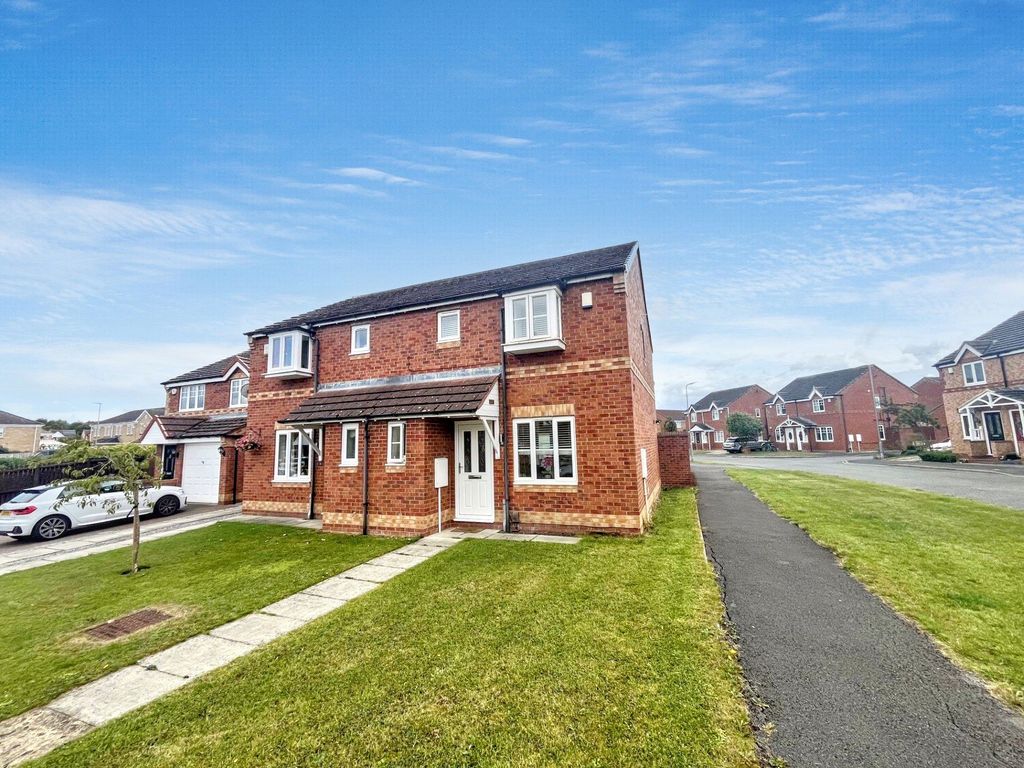 Property photo 1 of 11