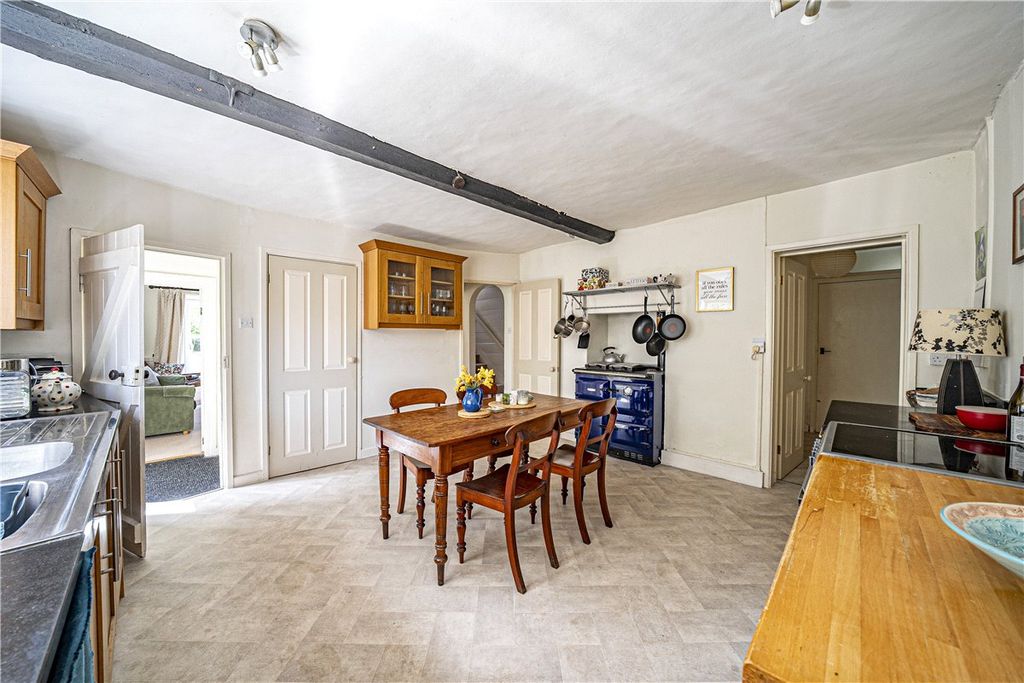 Property photo 3 of 13 Kitchen