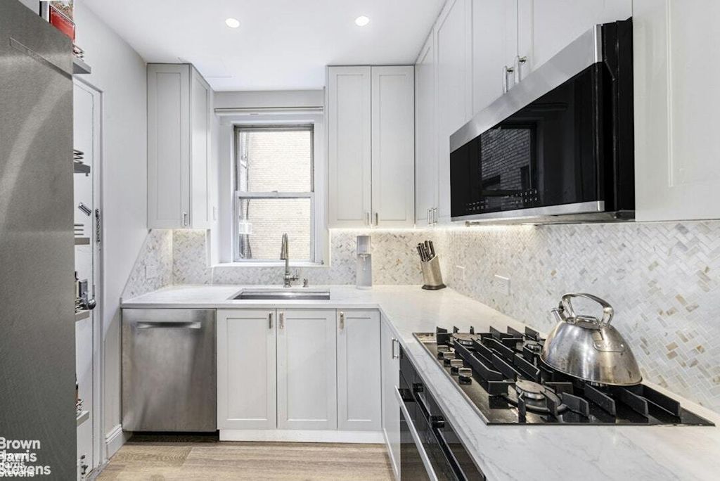 Property photo 3 of 10 <Alttext/>
