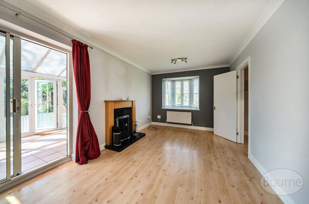 Property photo 3 of 16 Picture No. 44