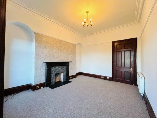 Property photo 3 of 8 Photo 3