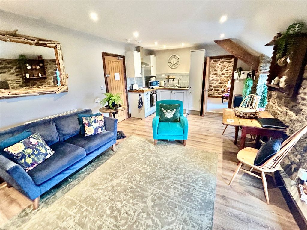 Property photo 1 of 15 Picture No. 09