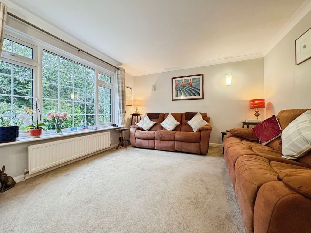 Property photo 3 of 36 Living Room