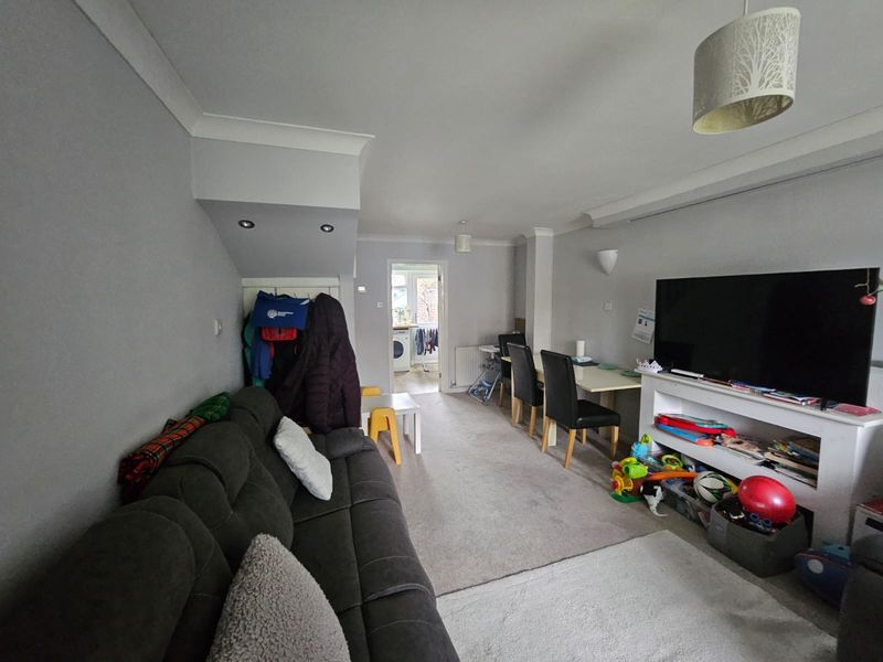 Property photo 3 of 10 Photo 10