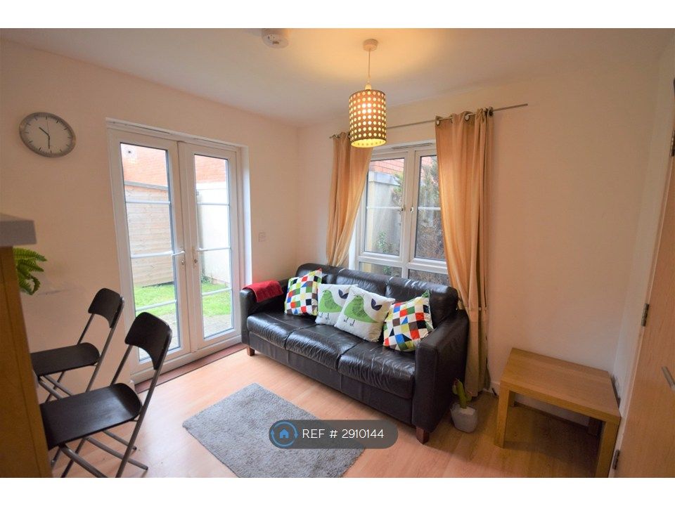 Additional image 8 of 6 bed semi-detached house to rentBartholomews Square, Bristol BS7