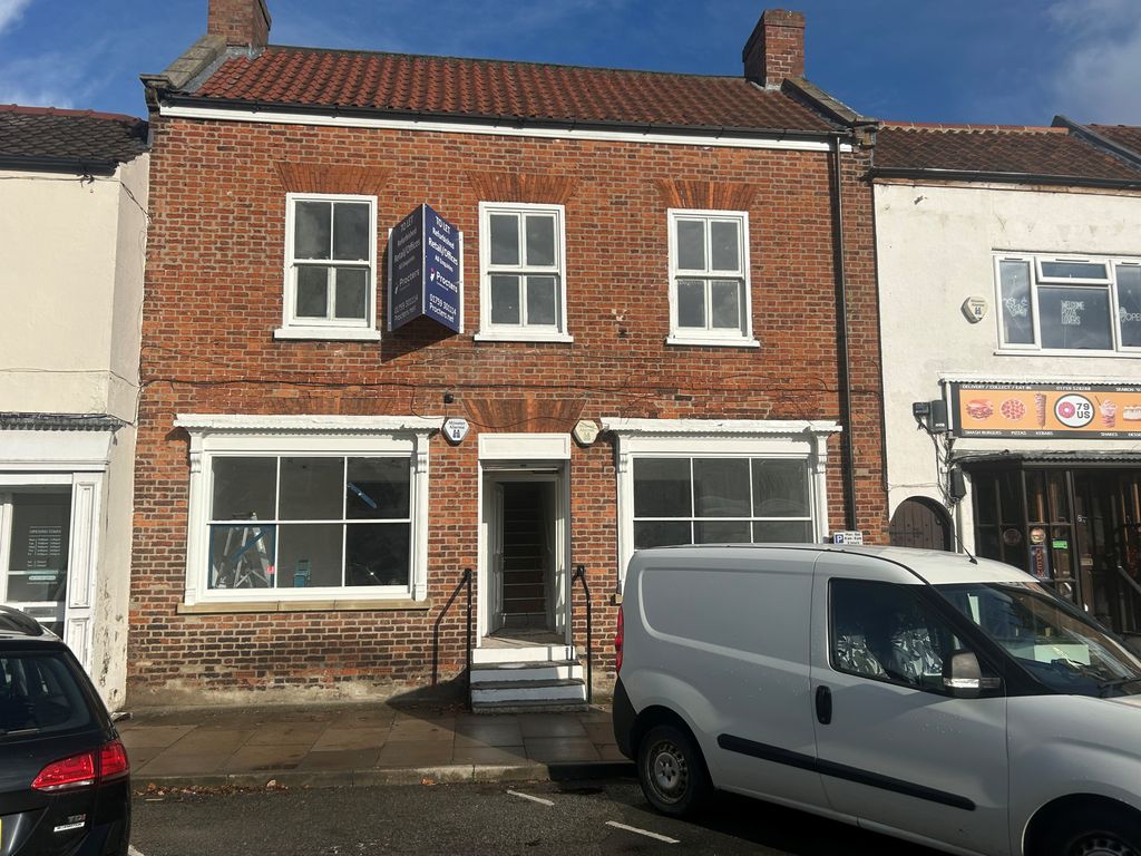 Property photo 1 of 1