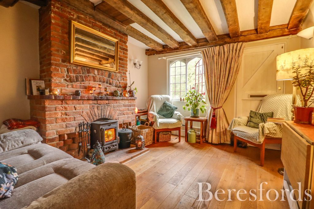 Property photo 3 of 19 3