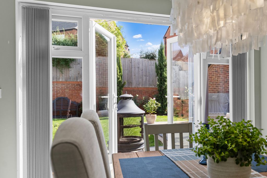 Property photo 3 of 50