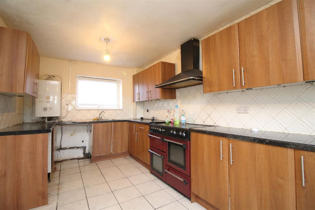 Property photo 2 of 13 Kitchen 1.Jpg