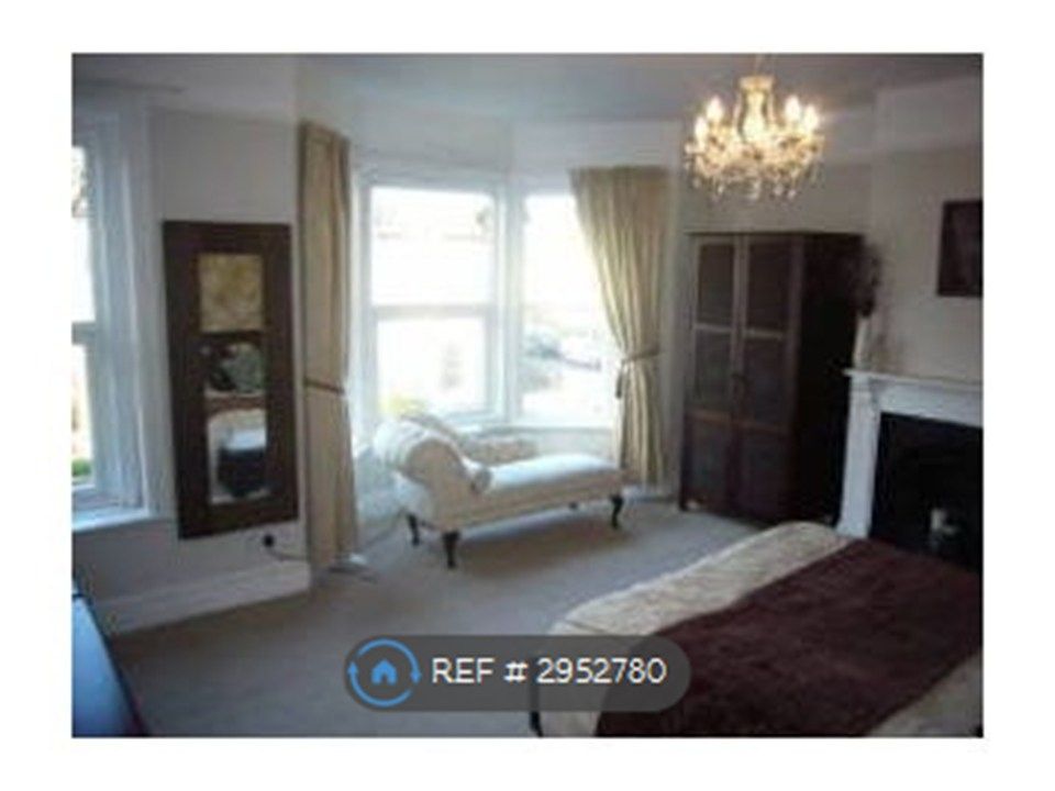 Property photo 2 of 3