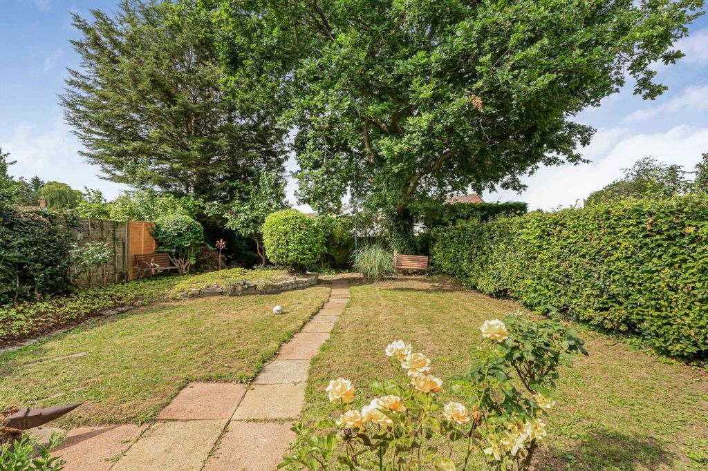 Property photo 2 of 13