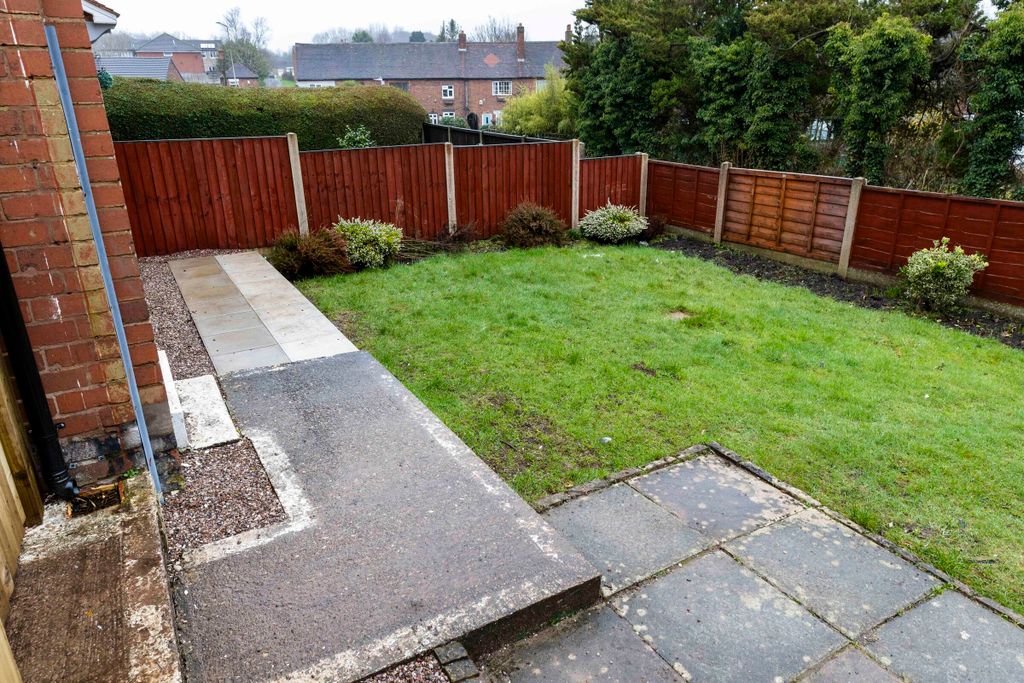 Property photo 2 of 36