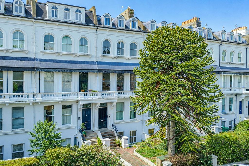 Property photo 1 of 17 1721B1A7-F24E-4B93-953d-ce1147013B94.Png