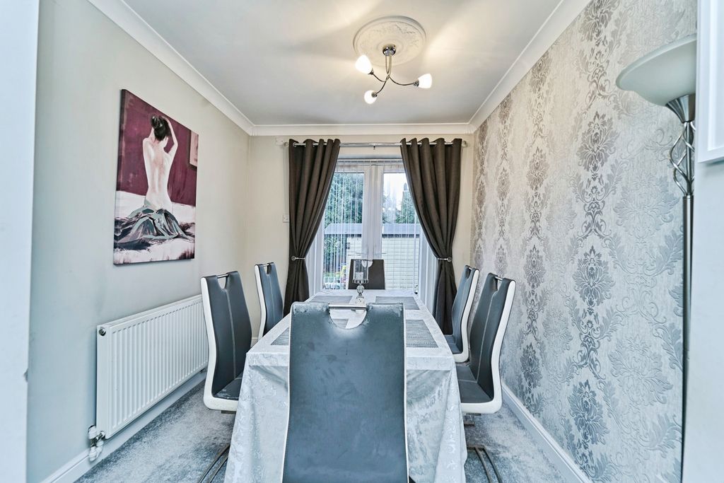 Property photo 3 of 20 Pbox-Img.Jpg