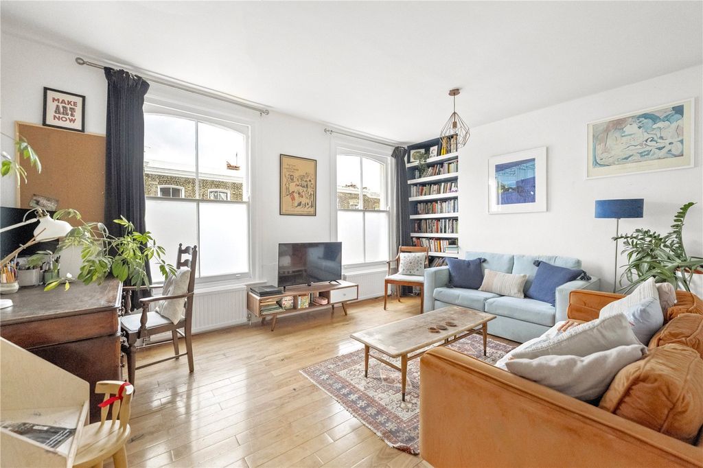 Property photo 2 of 17 Picture No. 05