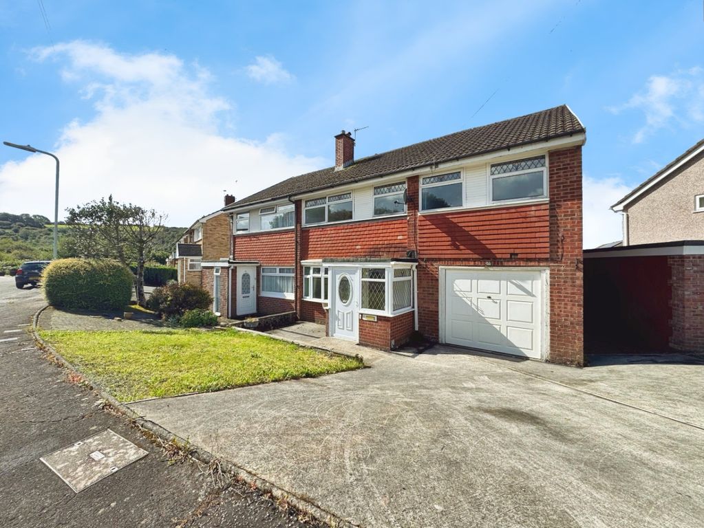 Property photo 1 of 22 4028852