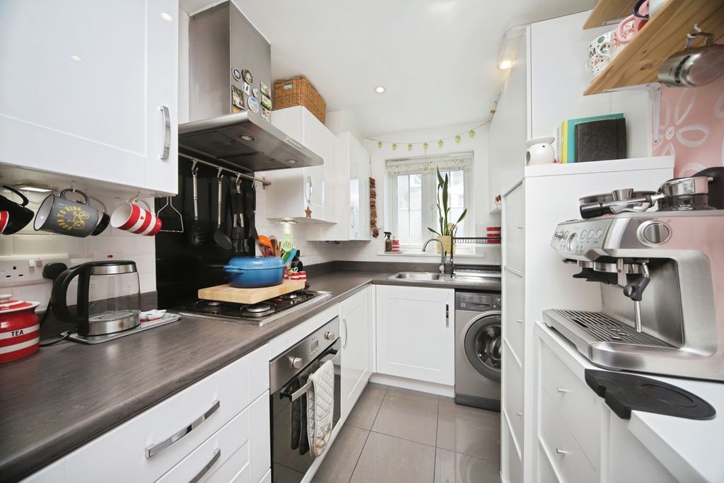Property photo 2 of 22 Pbox-Img.Jpg