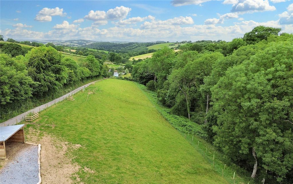 Property photo 3 of 18 Land