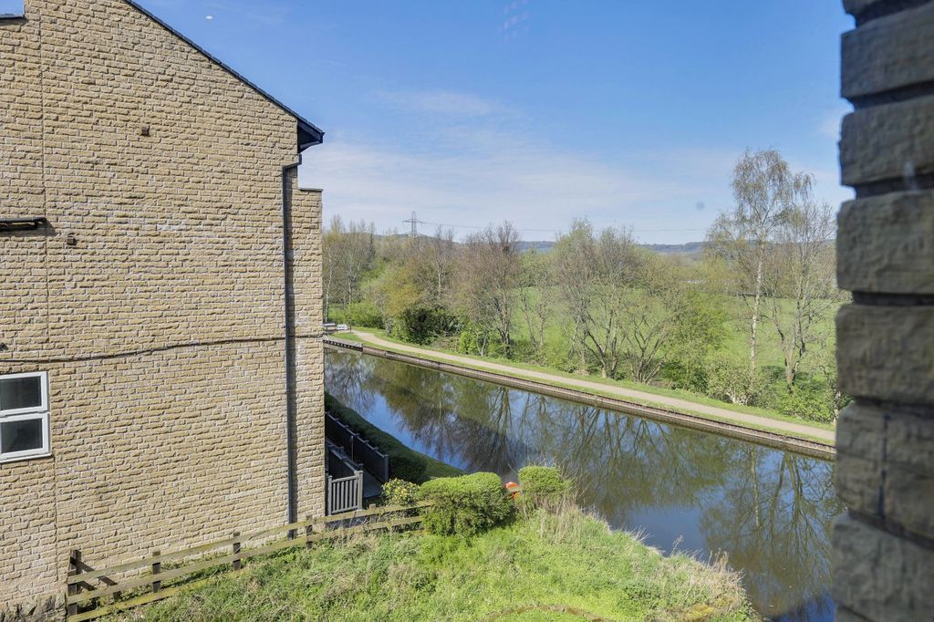 Additional image 13 of 2 bed flat for saleMeadow Road, Apperley Bridge, Bradford, West Yorkshire BD10