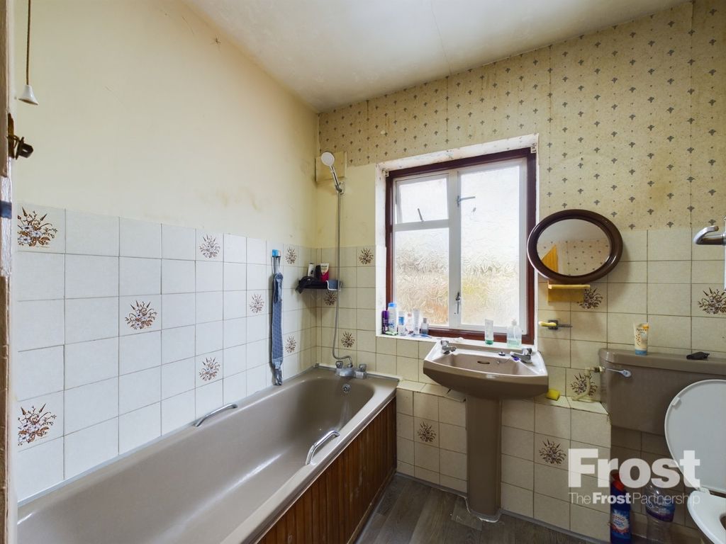 Property photo 3 of 14 Picture No. 02