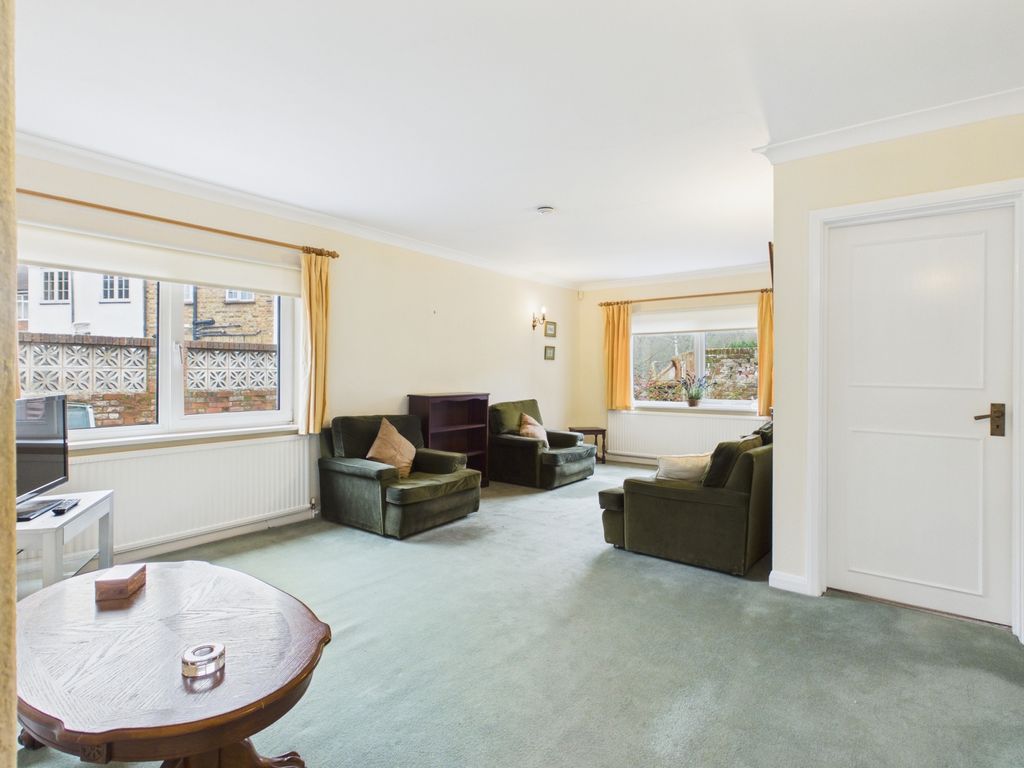 Property photo 2 of 15 Picture No. 18