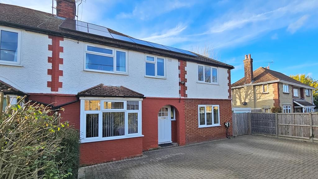 Property photo 2 of 18