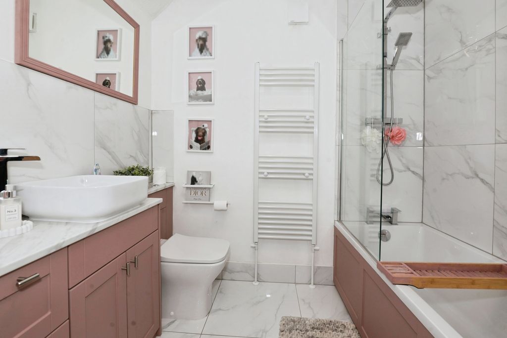 Property photo 2 of 17 Pbox-Img.Jpg