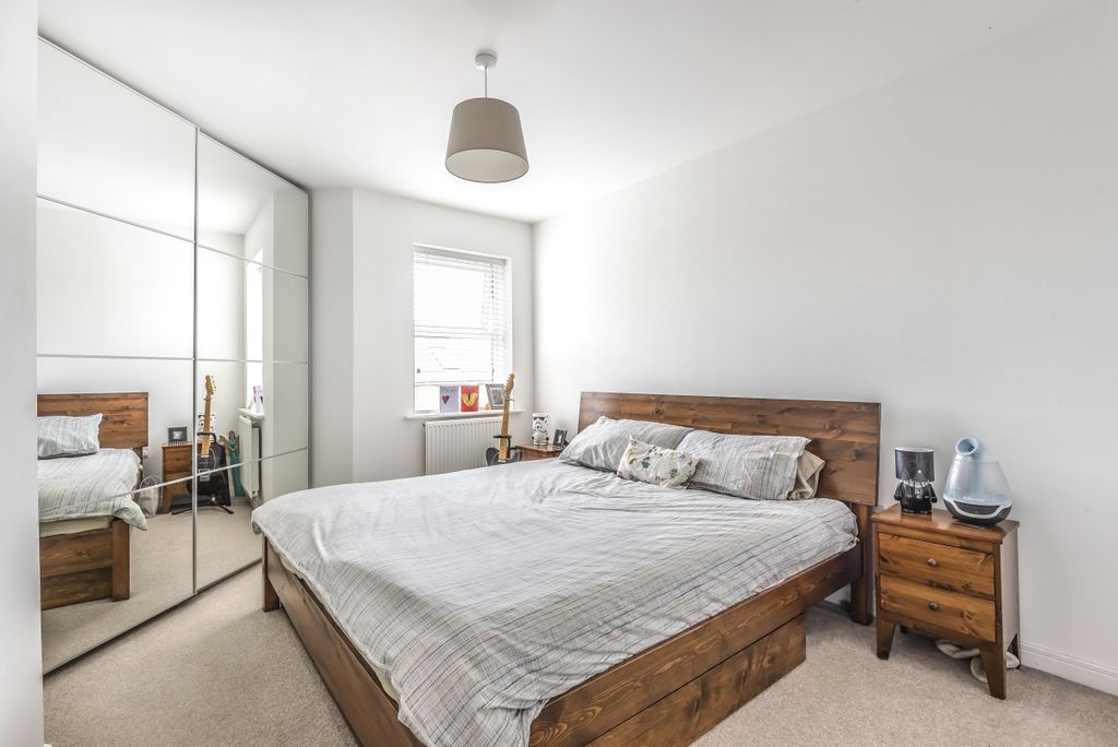 Property photo 3 of 7 462516 (5)