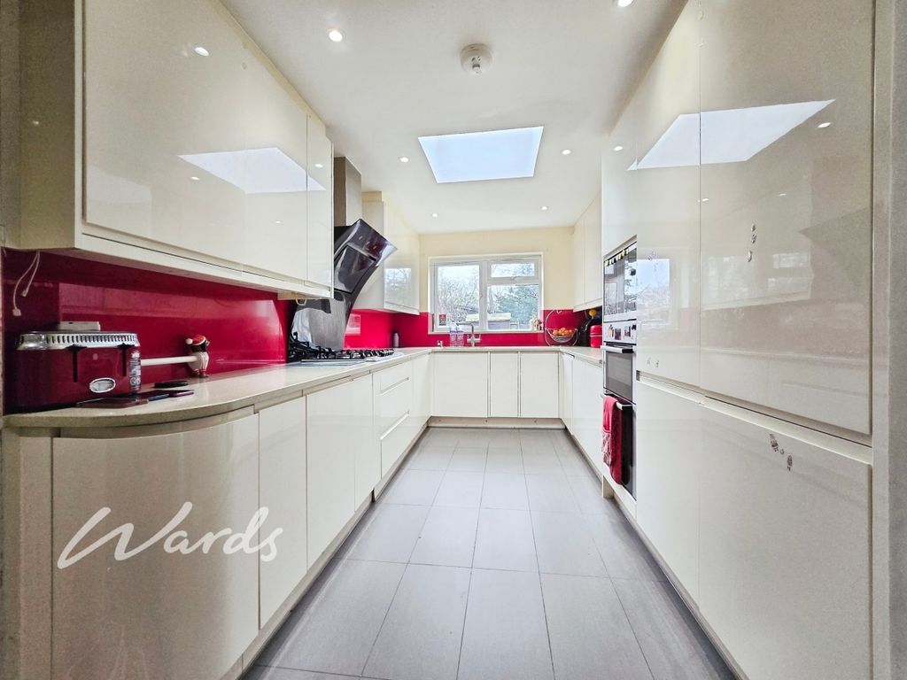 Property photo 2 of 19 6A2B24F0-4627