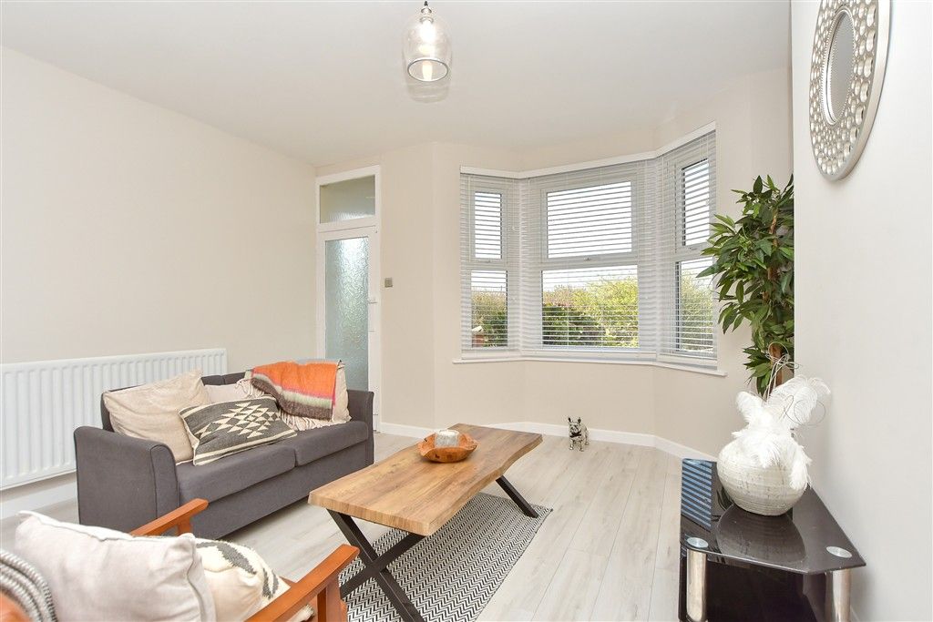 Property photo 1 of 15 Lounge/Diner