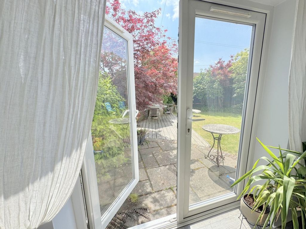 Property photo 3 of 22