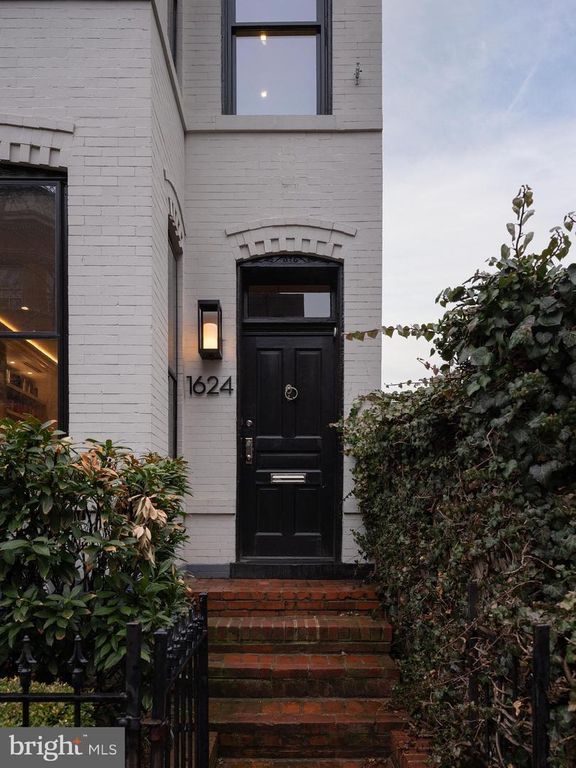 Property photo 2 of 16 <Alttext/>