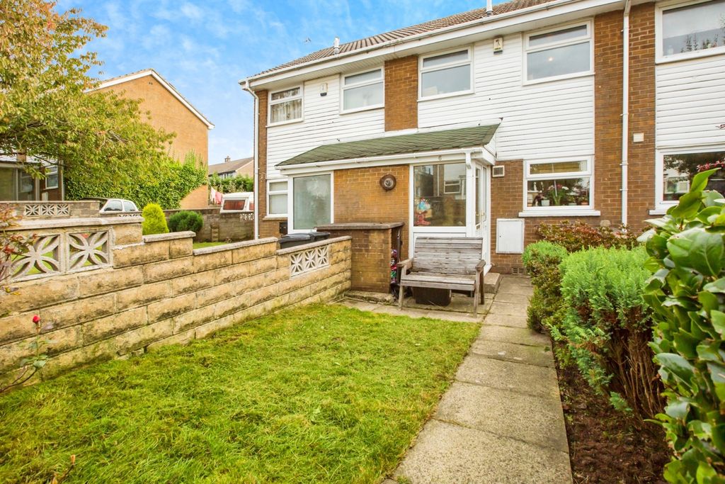 Property photo 1 of 17 Front