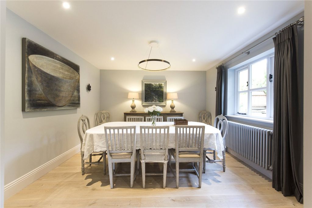 Property photo 3 of 20 Dining Room