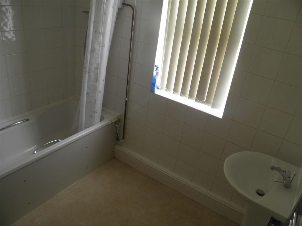 Property photo 1 of 11 P6210095.Jpg