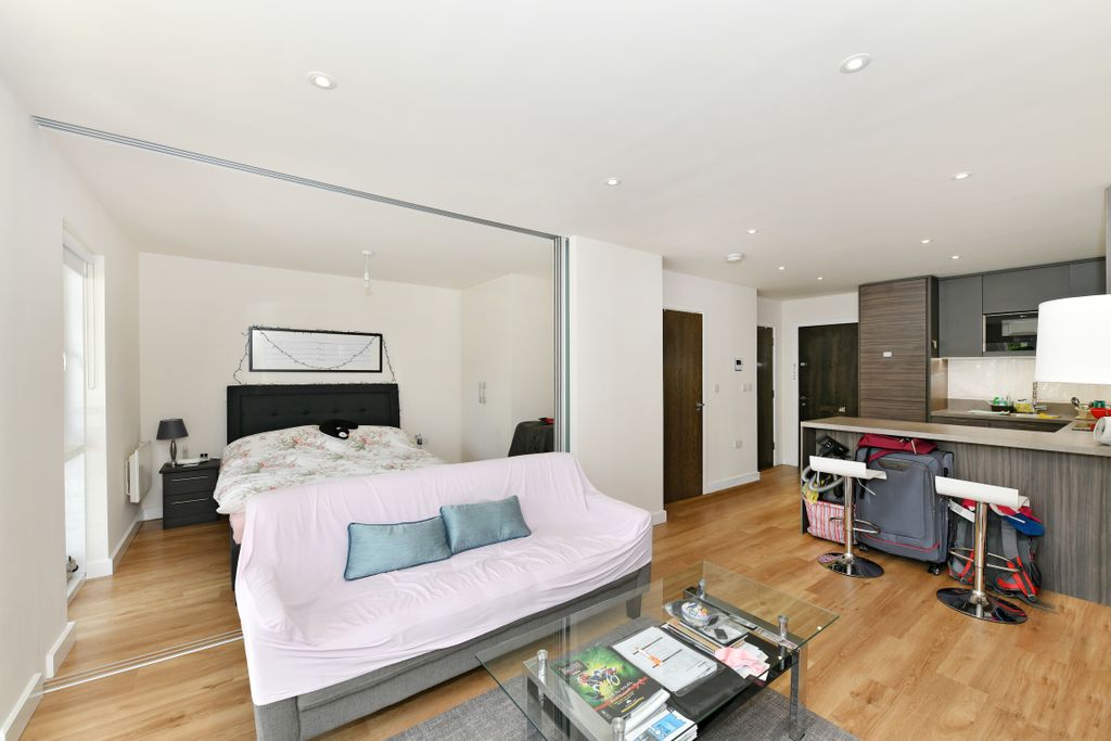 Property photo 2 of 12 Gallery