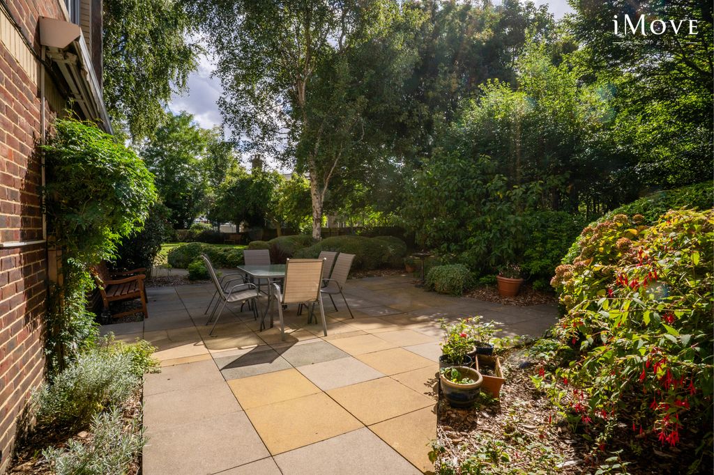 Property photo 3 of 13