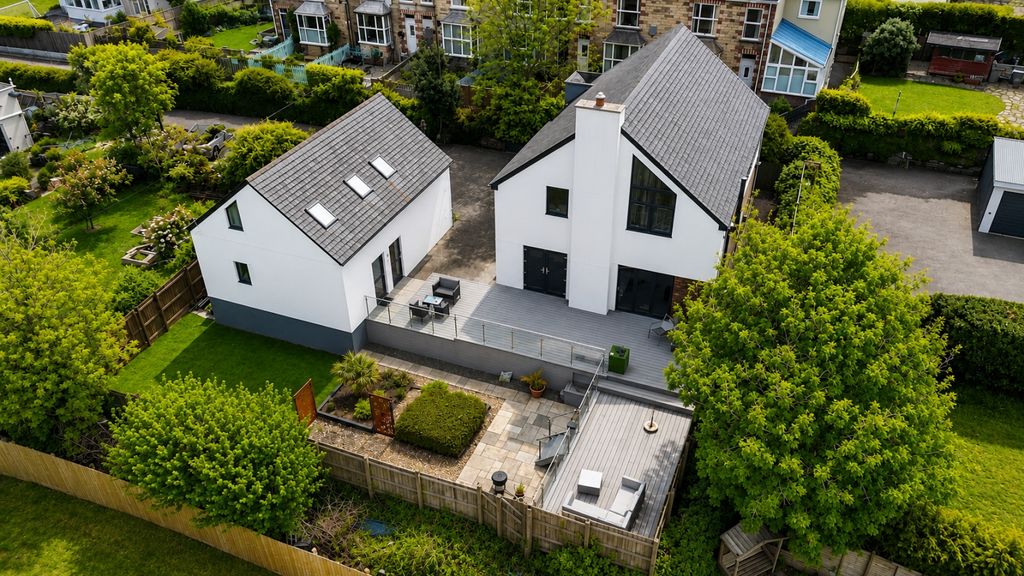 Property photo 1 of 23 Tps Bodmin 01208 74182 16