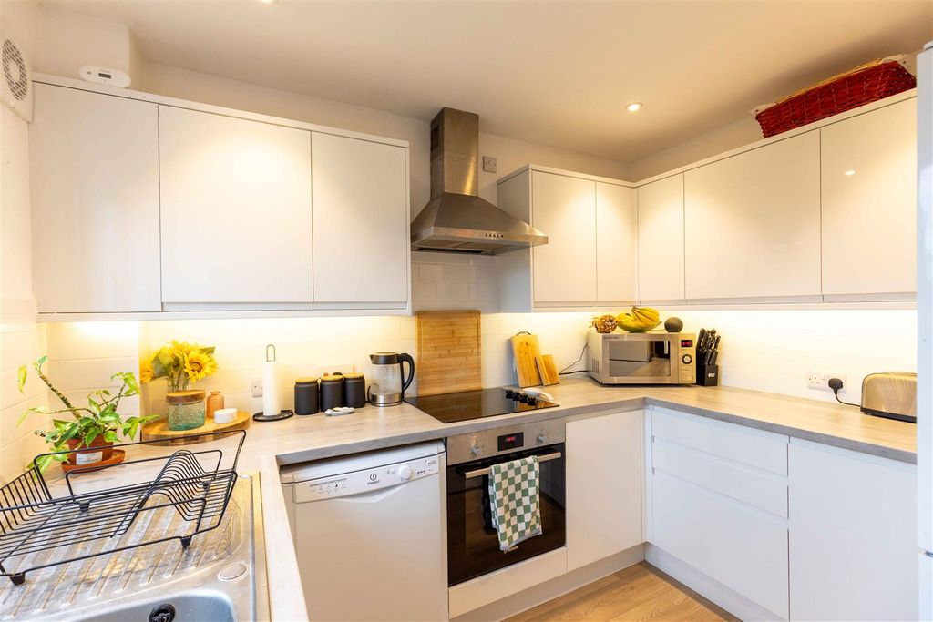 Property photo 2 of 12 Aa1A6638.Jpg