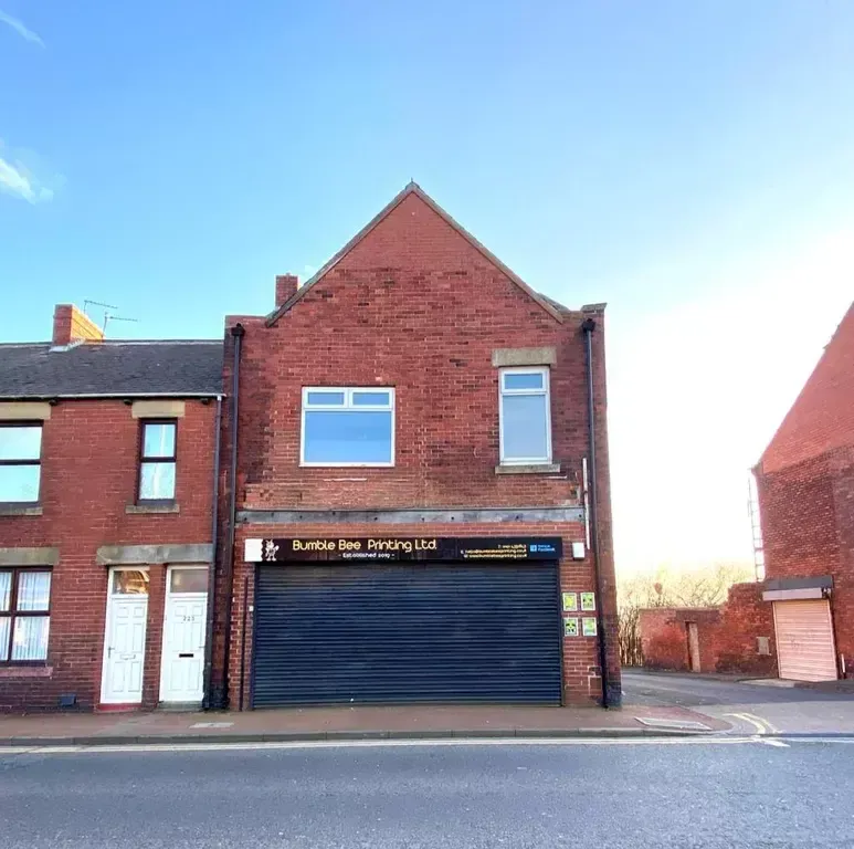 Property photo 1 of 3