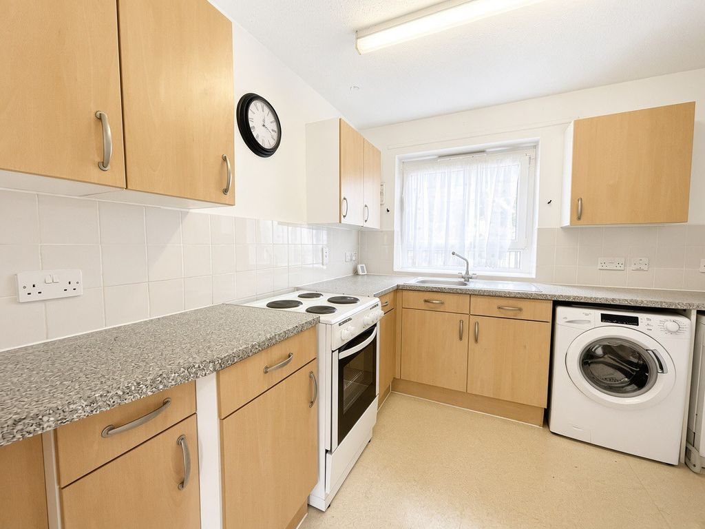 Property photo 2 of 4