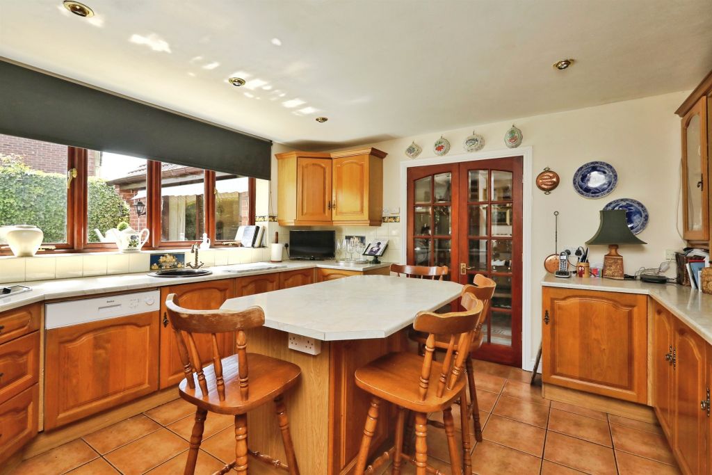 Property photo 3 of 20